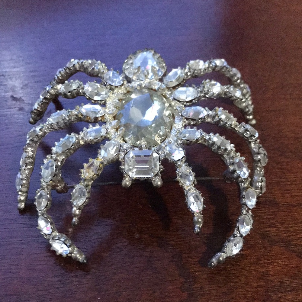 Spider Rhinestone Broach 90’s vintage goth